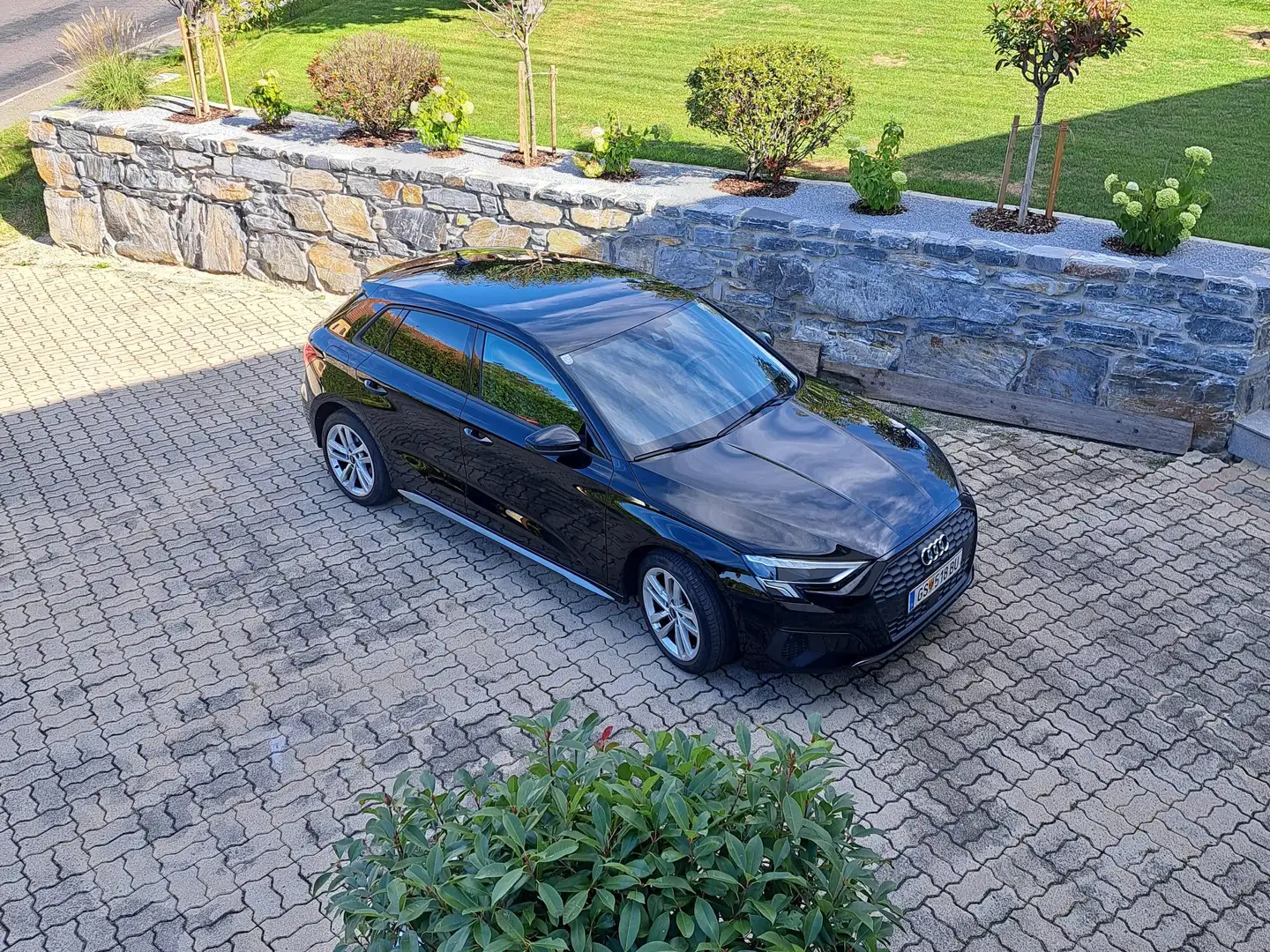 Audi A3 A3 SB 30 TFSI intense intense Schwarz - 1
