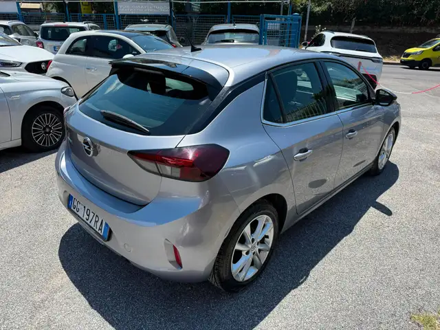 Opel Corsa view 4