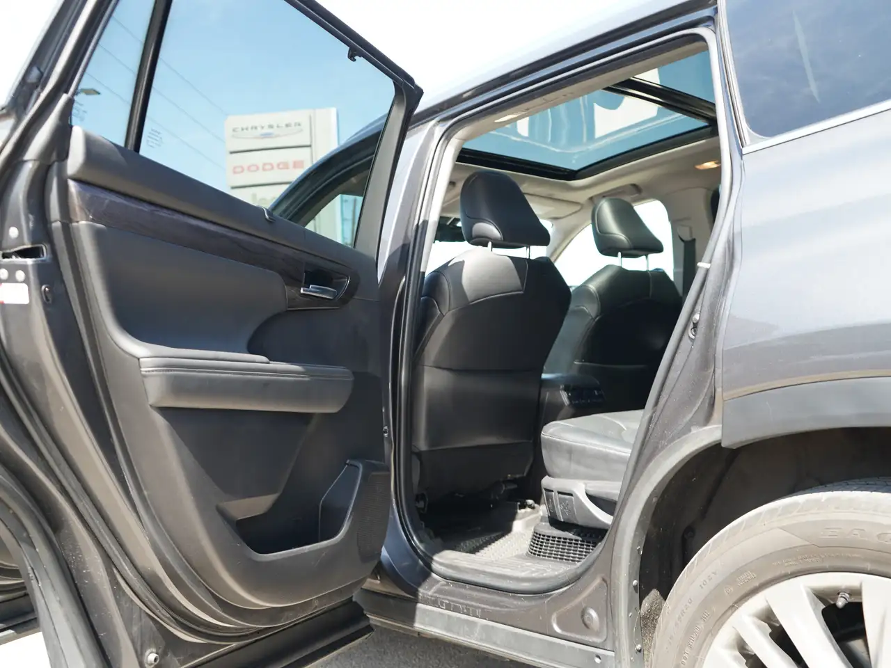 Toyota Highlander снимка Toyota Highlander