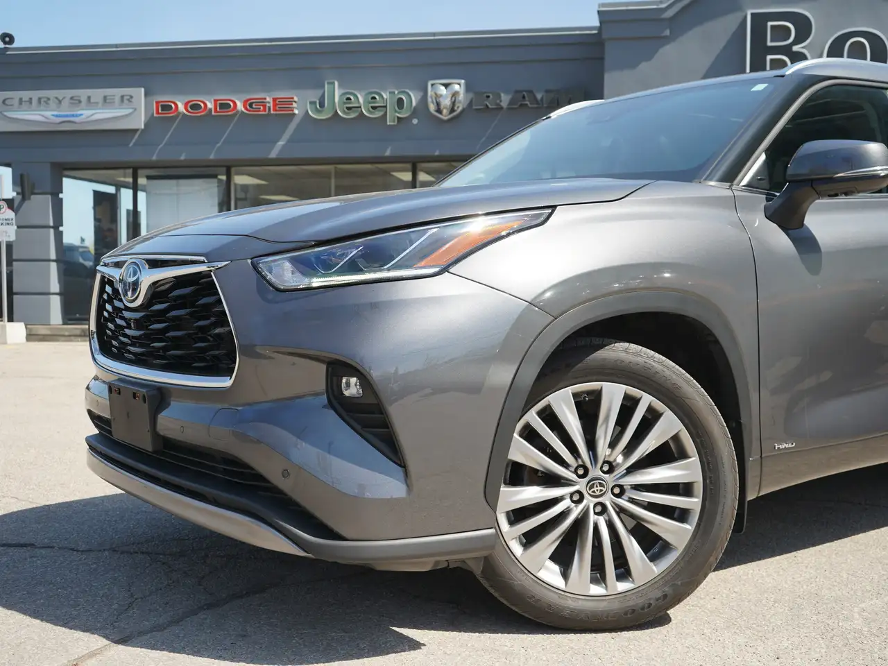 Toyota Highlander снимка Toyota Highlander