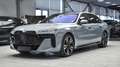 BMW 740 d xDrive M Sport Mild Hybrid Sportautomatic Grau - thumbnail 3