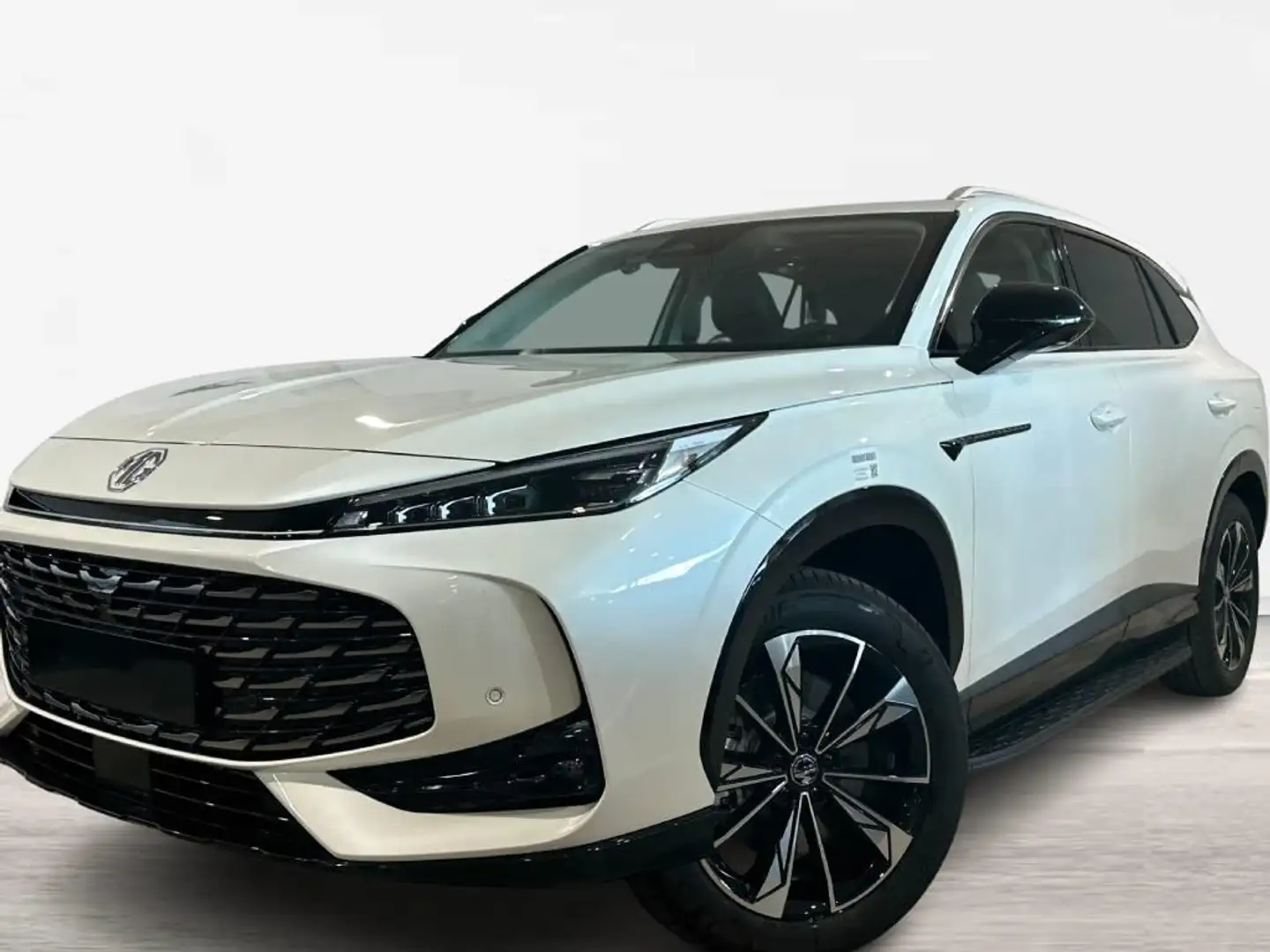 MG EHS E 1.5T-GDI PHEV Luxury - 1