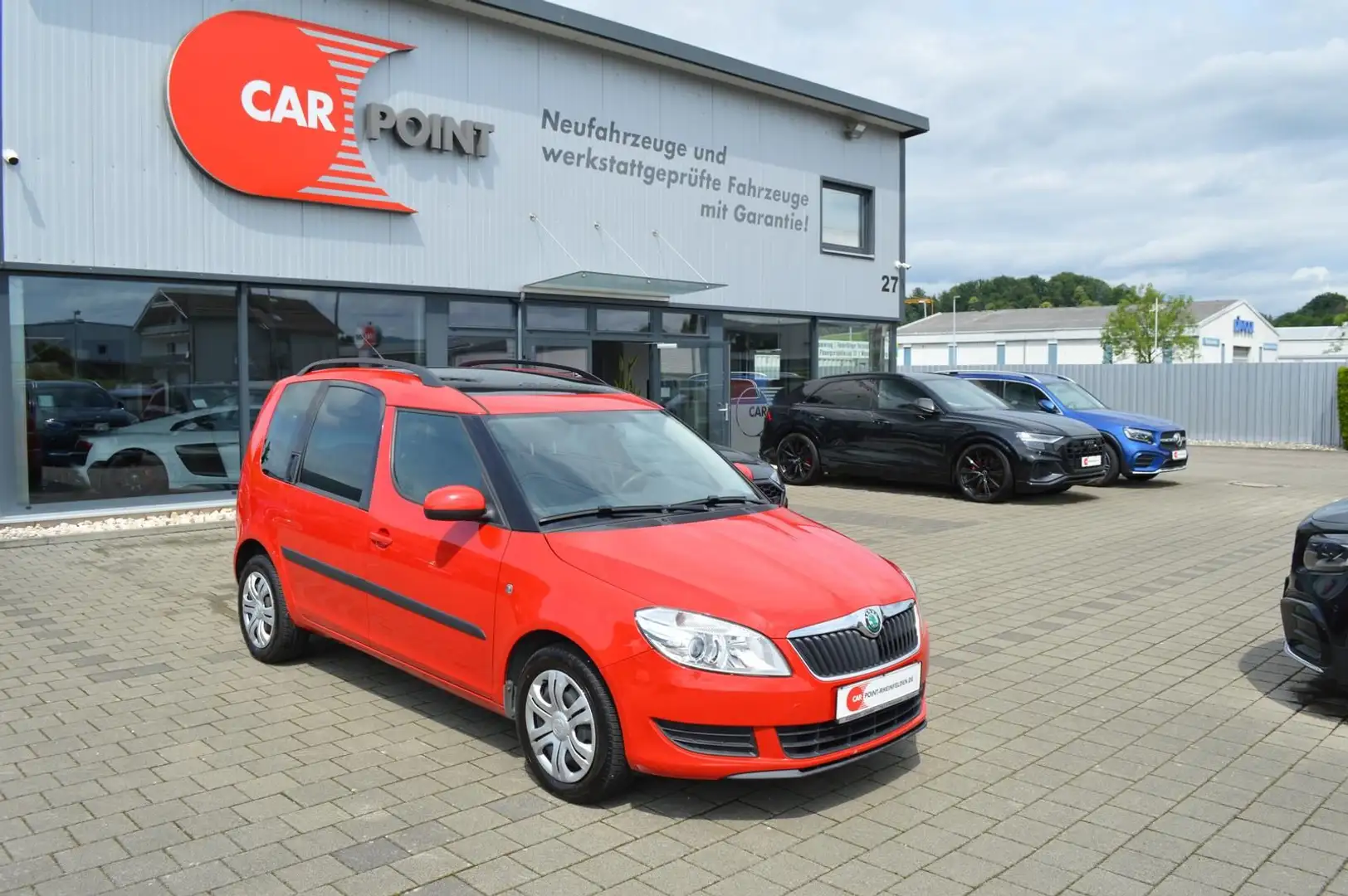 Skoda Roomster Style Plus Edition *AHK*Pano*Tempomat Červená - 2