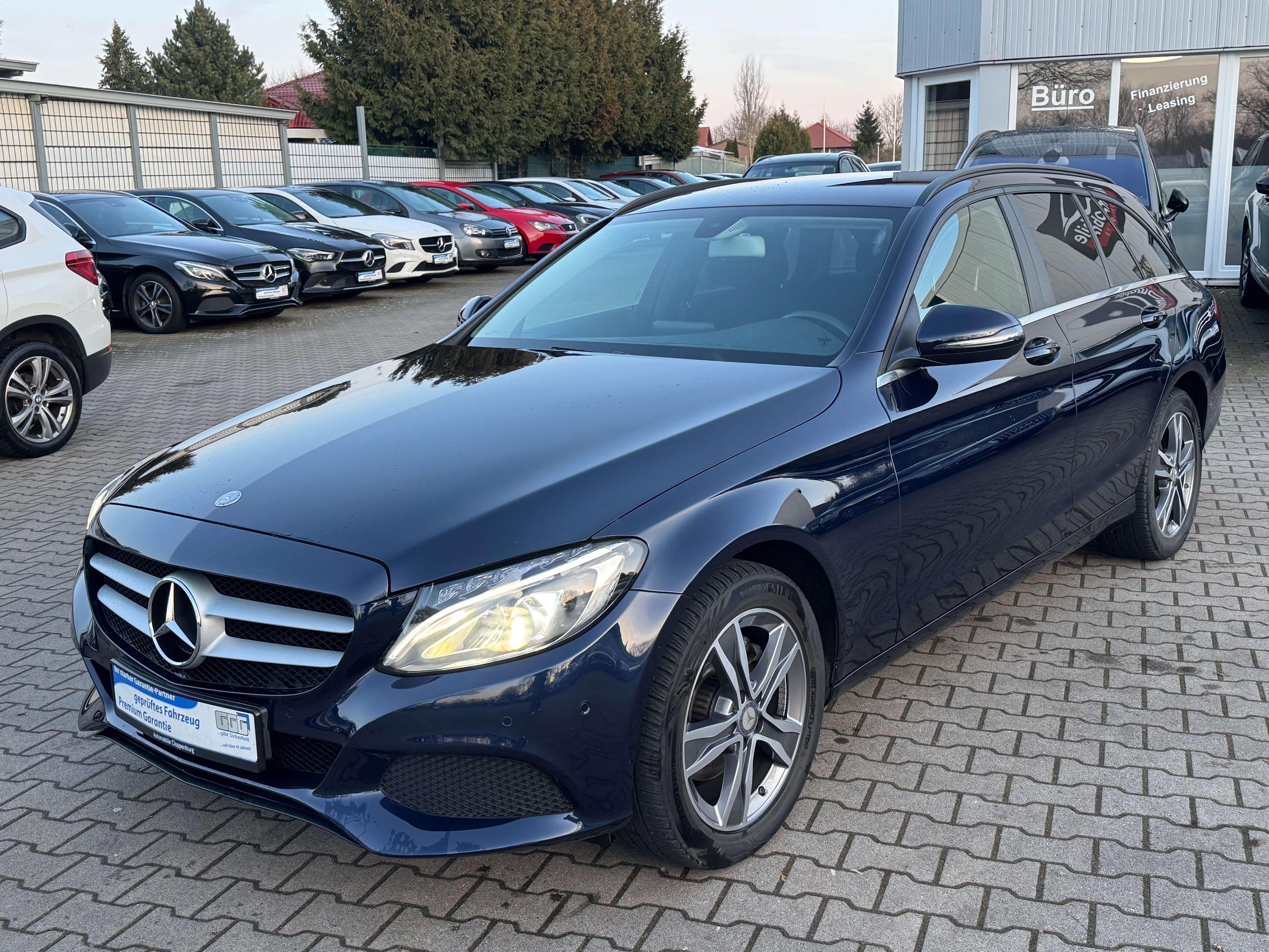 Second hand Mercedes Benz C-Class 220