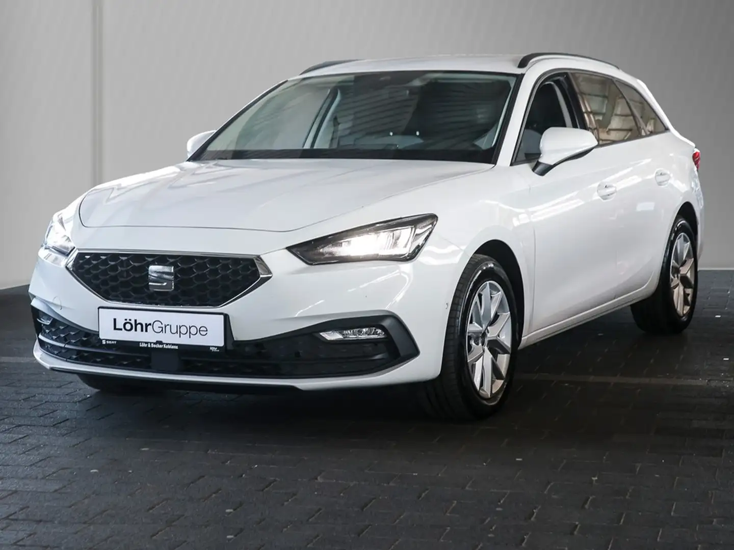 SEAT Leon ST 2.0 TDI DSG Style AHK/Navi/LED Weiß - 2