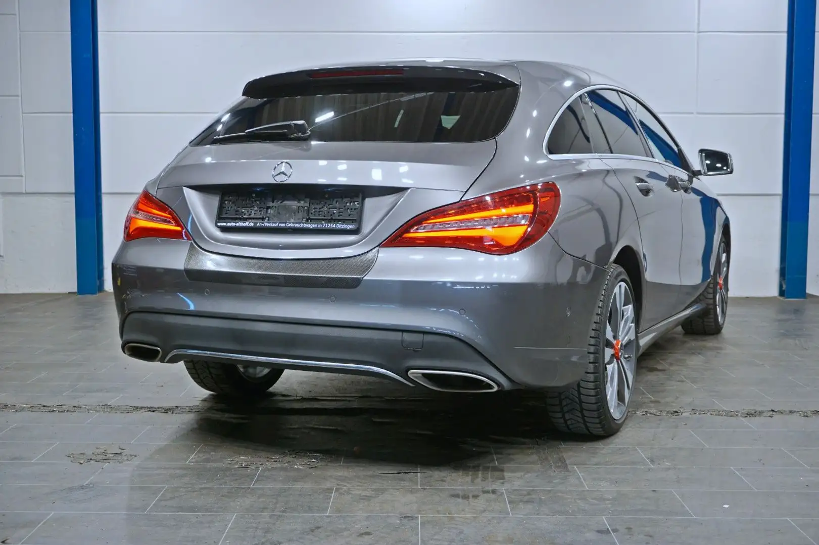 Mercedes-Benz CLA 250 CLA250 SB 4Matic Aut. LED ASSIST NAV StdHzg SHZ Gris - 2