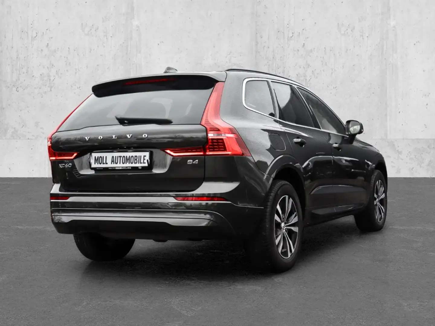 Volvo XC60 Momentum Pro 2WD B4 Benzin EU6d Leder Digitales Co Grau - 2