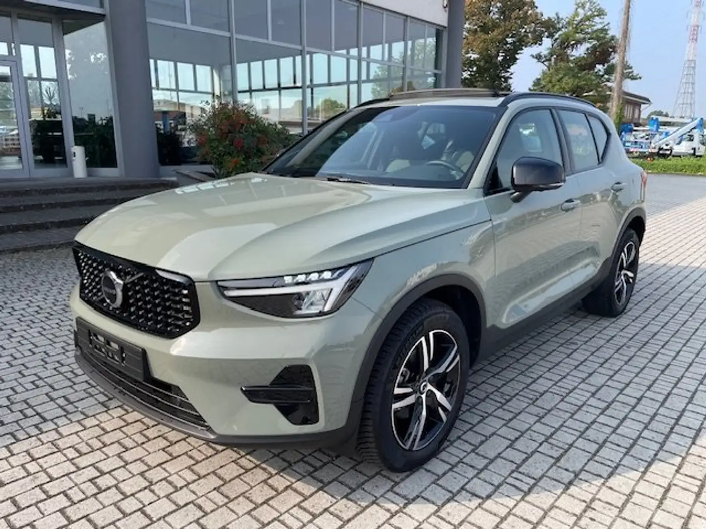 Volvo XC40 1.5 T2 Plus Dark TETTO/HARMAN KARDON/360° Vert - 2