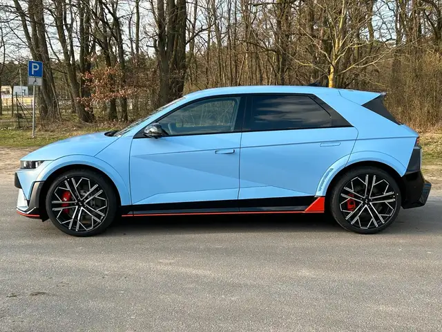 Hyundai Ioniq 5 view 7
