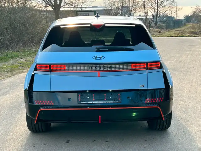 Hyundai Ioniq 5 view 5