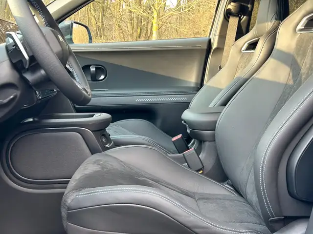Hyundai Ioniq 5 view 18