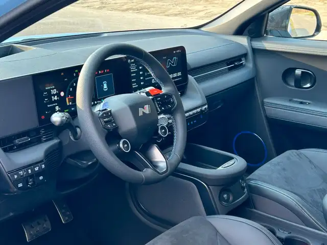 Hyundai Ioniq 5 view 10