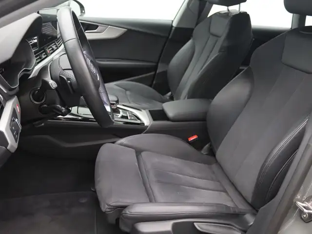 Audi A5 view 10