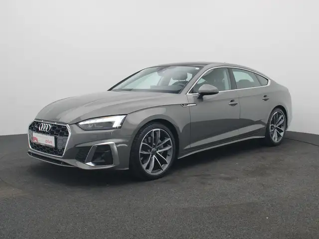 Audi A5 view 2