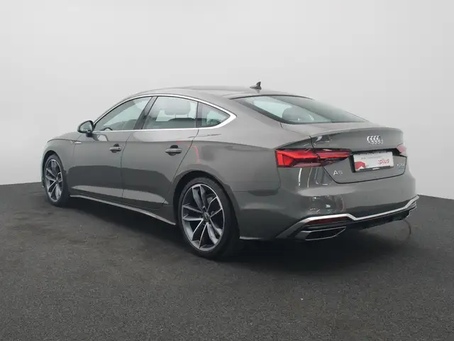 Audi A5 view 5
