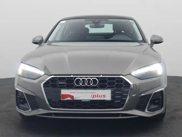 Audi A5 view 3