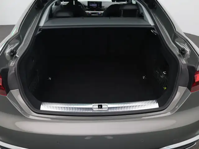 Audi A5 view 14