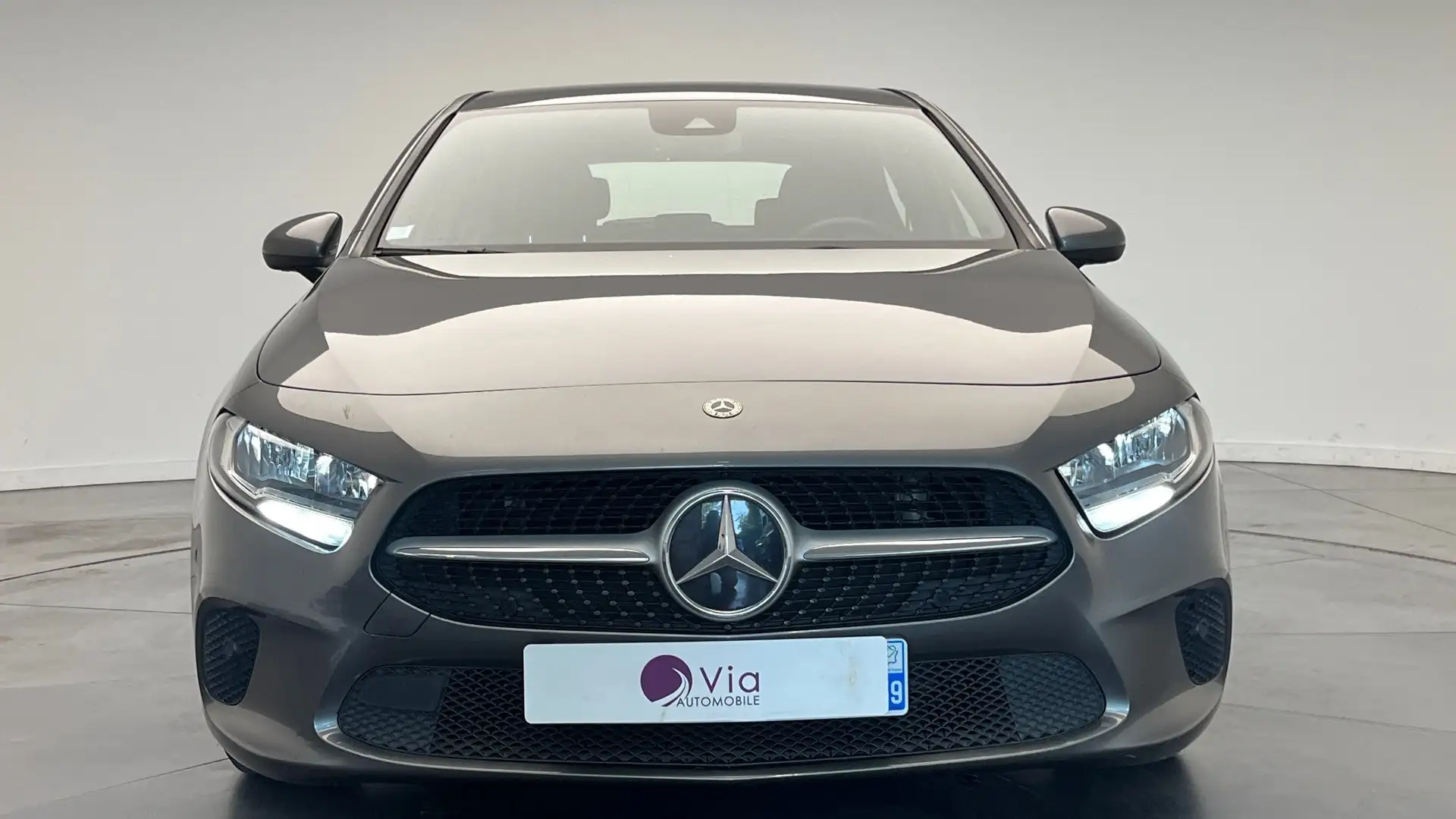 Mercedes-Benz A 180 180 136 style line Gris - 2