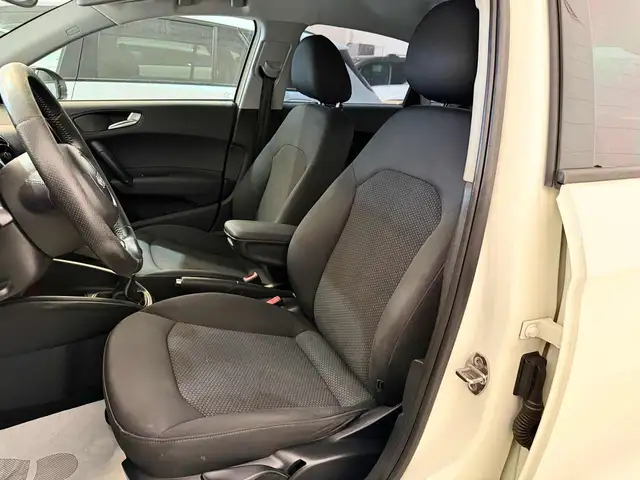Audi A1 view 10