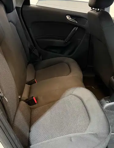 Audi A1 view 13