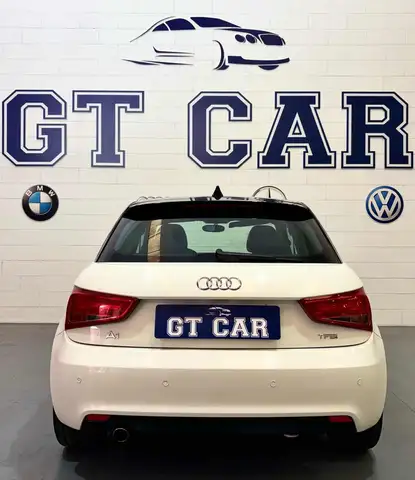 Audi A1 view 8