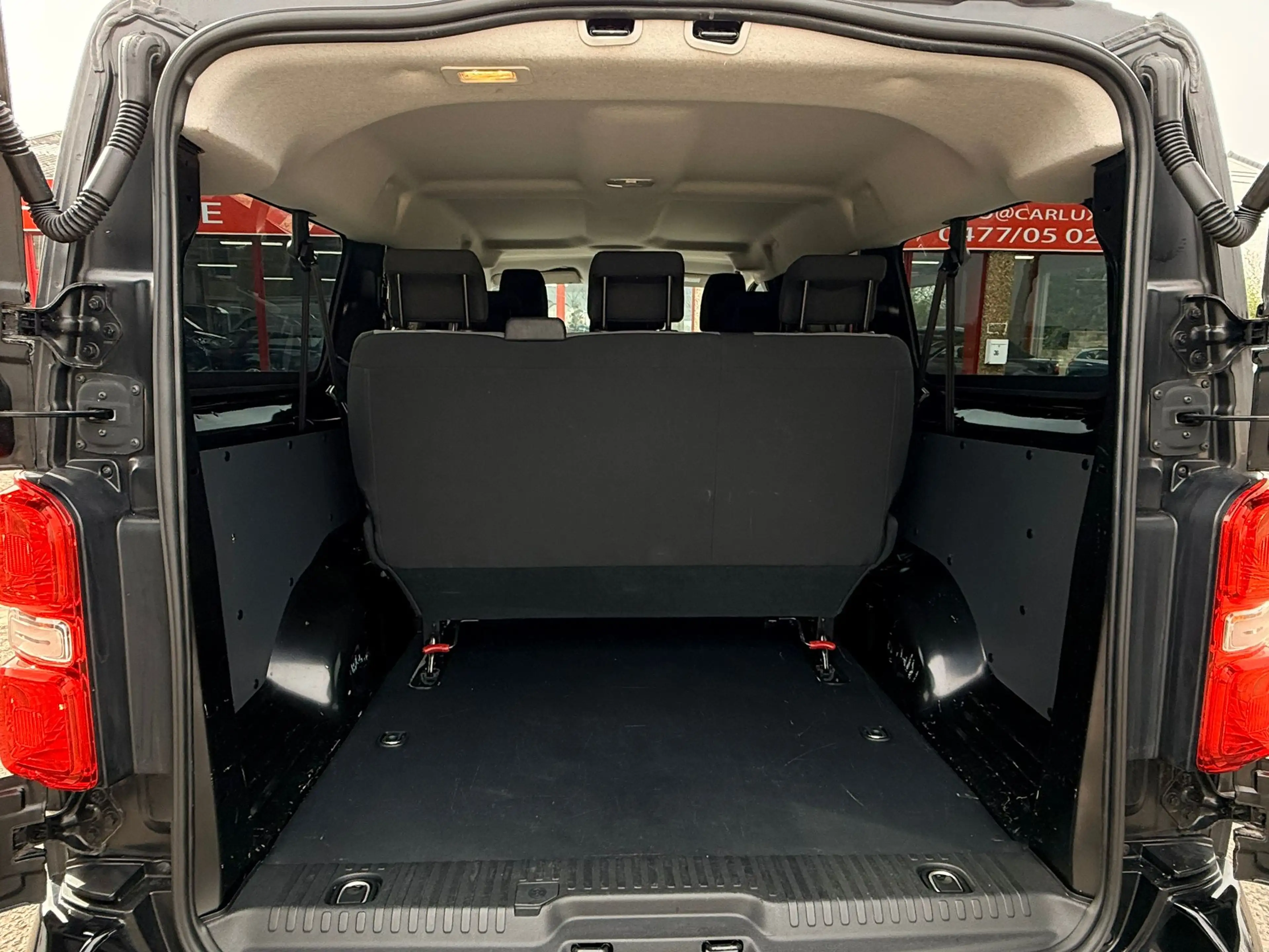 Peugeot Traveller 2.O HDI EXPERT 9 PLACES GPS LONG CHASIS TVAC — photo 14