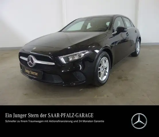 Mercedes-Benz A 180 A 180 d STYLE*PTS*NAVI*TEMPOMAT*LED*SHZ*AMBIENTE