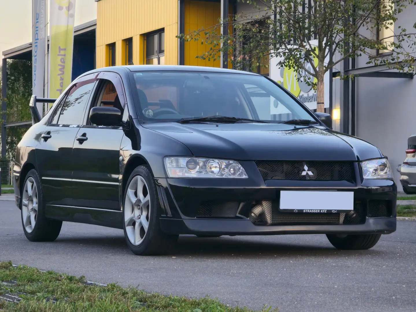 Mitsubishi Lancer Evo Schwarz - 2