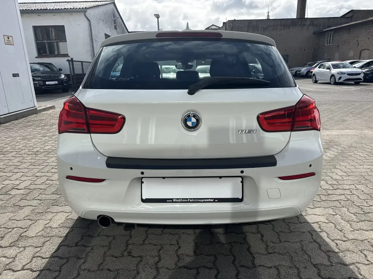 BMW 116 Citadine 5 portes — photo 4 sur 17