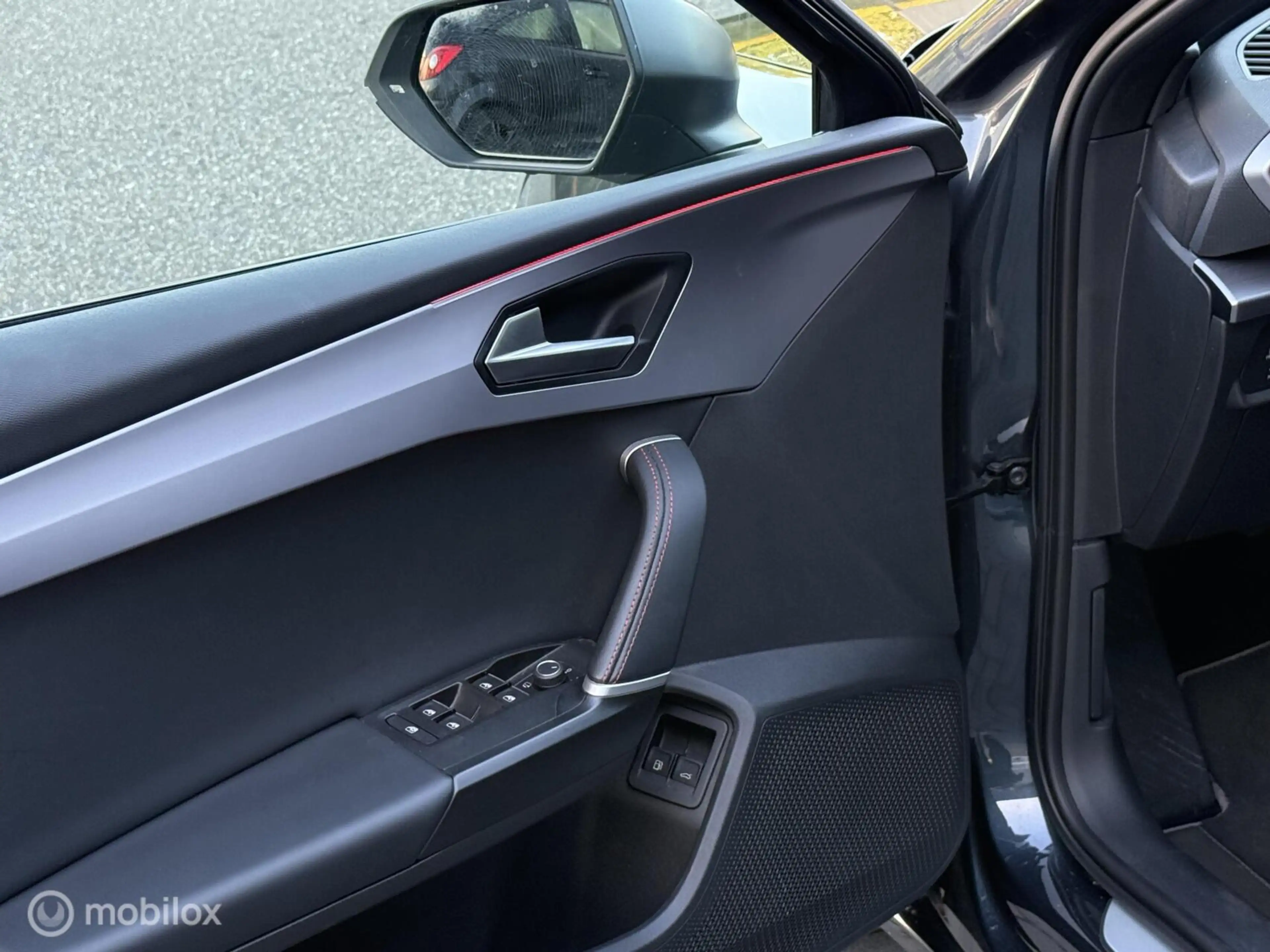 SEAT Leon e-Hybrid Sportstourer 1.4 TSI eHybrid PHEV FR Business Inte — photo 13