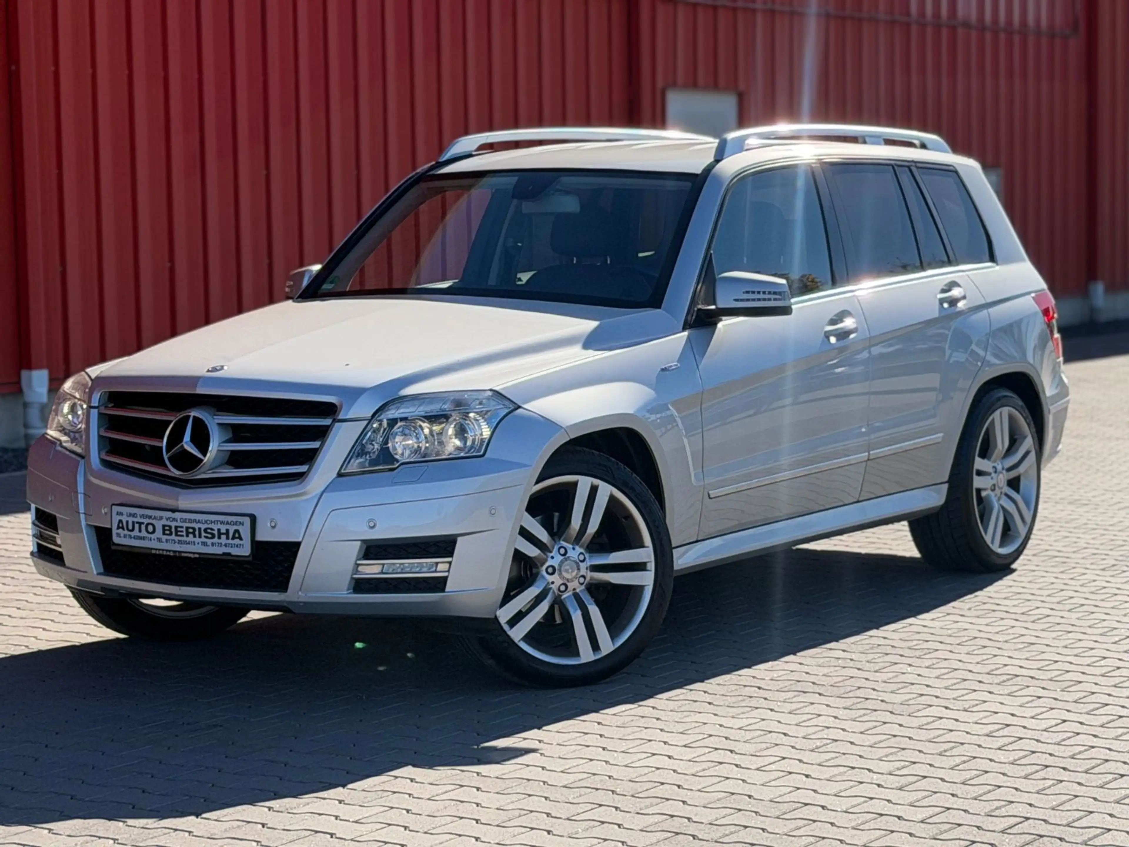 Mercedes-Benz GLK 200 AMG AUTOMATIK XENON LEDER TEMP 1HAND