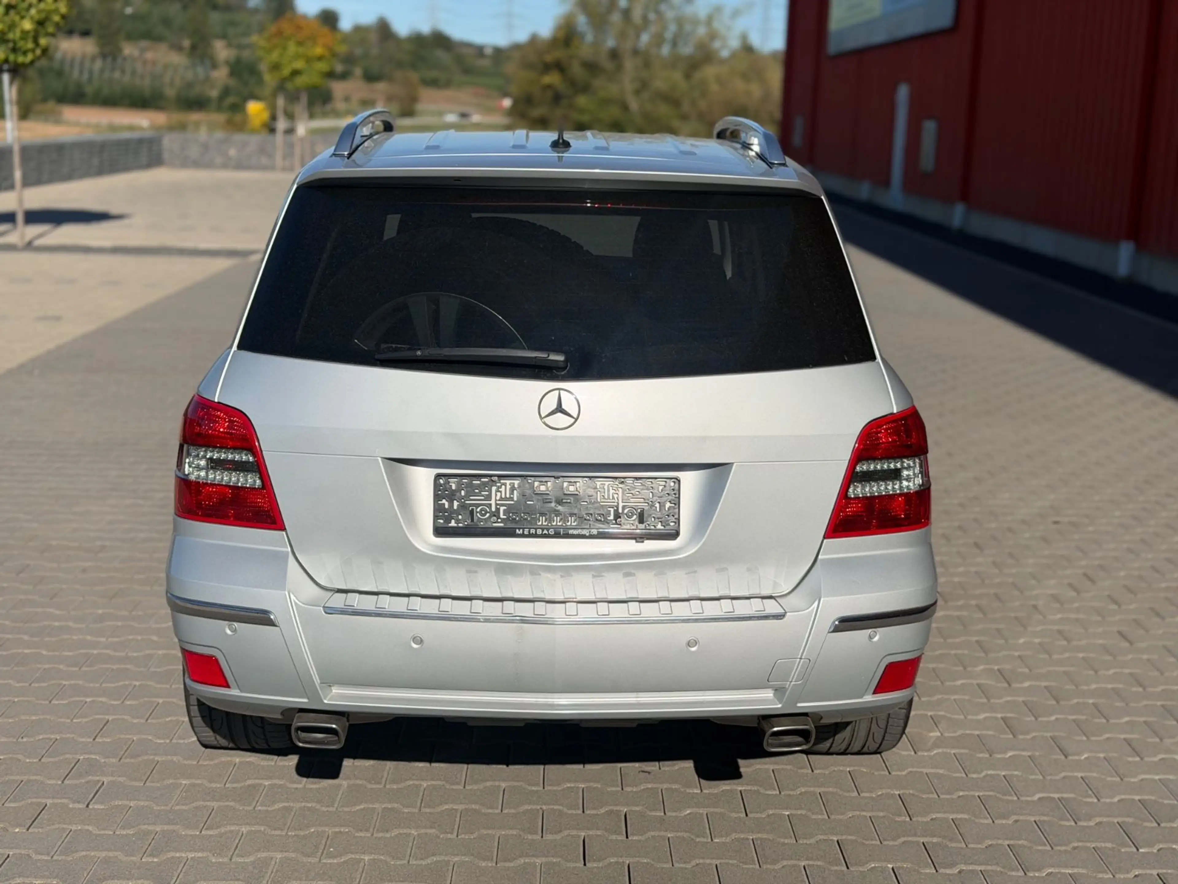 Mercedes-Benz GLK 200 AMG AUTOMATIK XENON LEDER TEMP 1HAND — photo 5