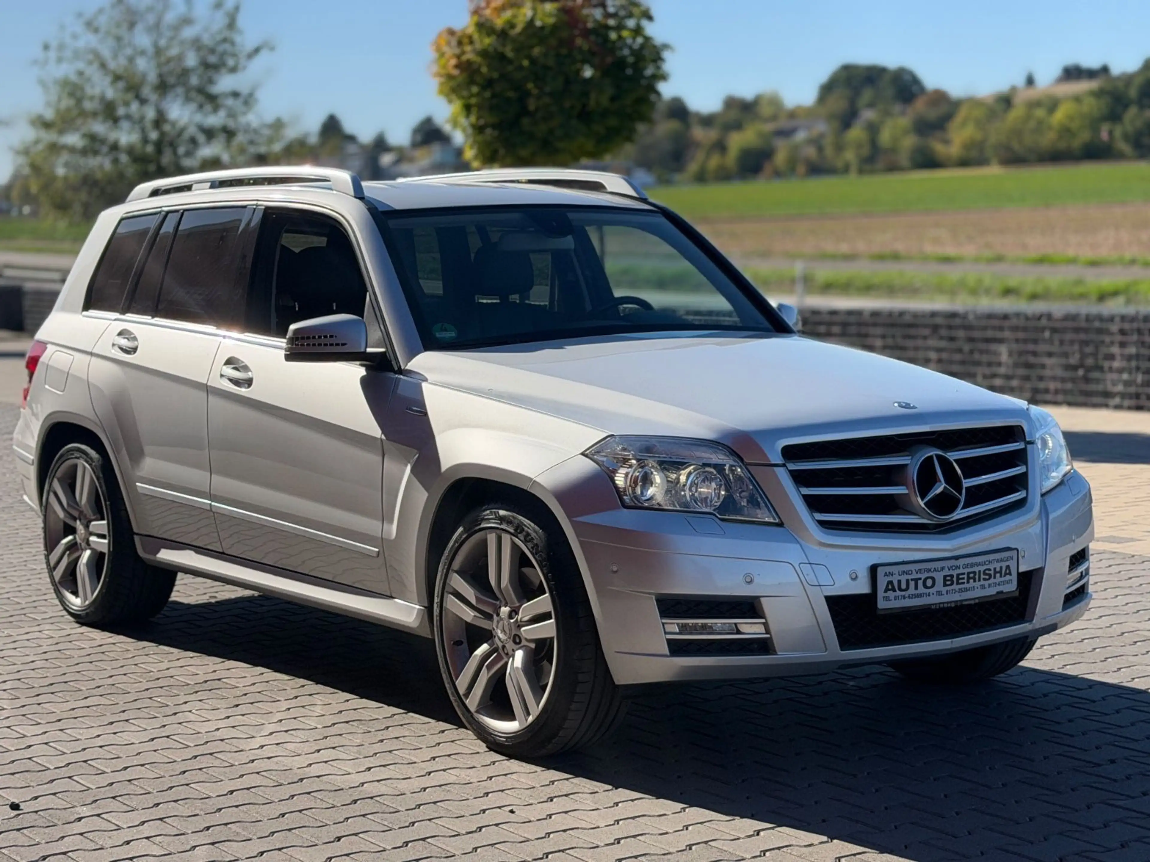 Mercedes-Benz GLK 200 AMG AUTOMATIK XENON LEDER TEMP 1HAND — photo 9