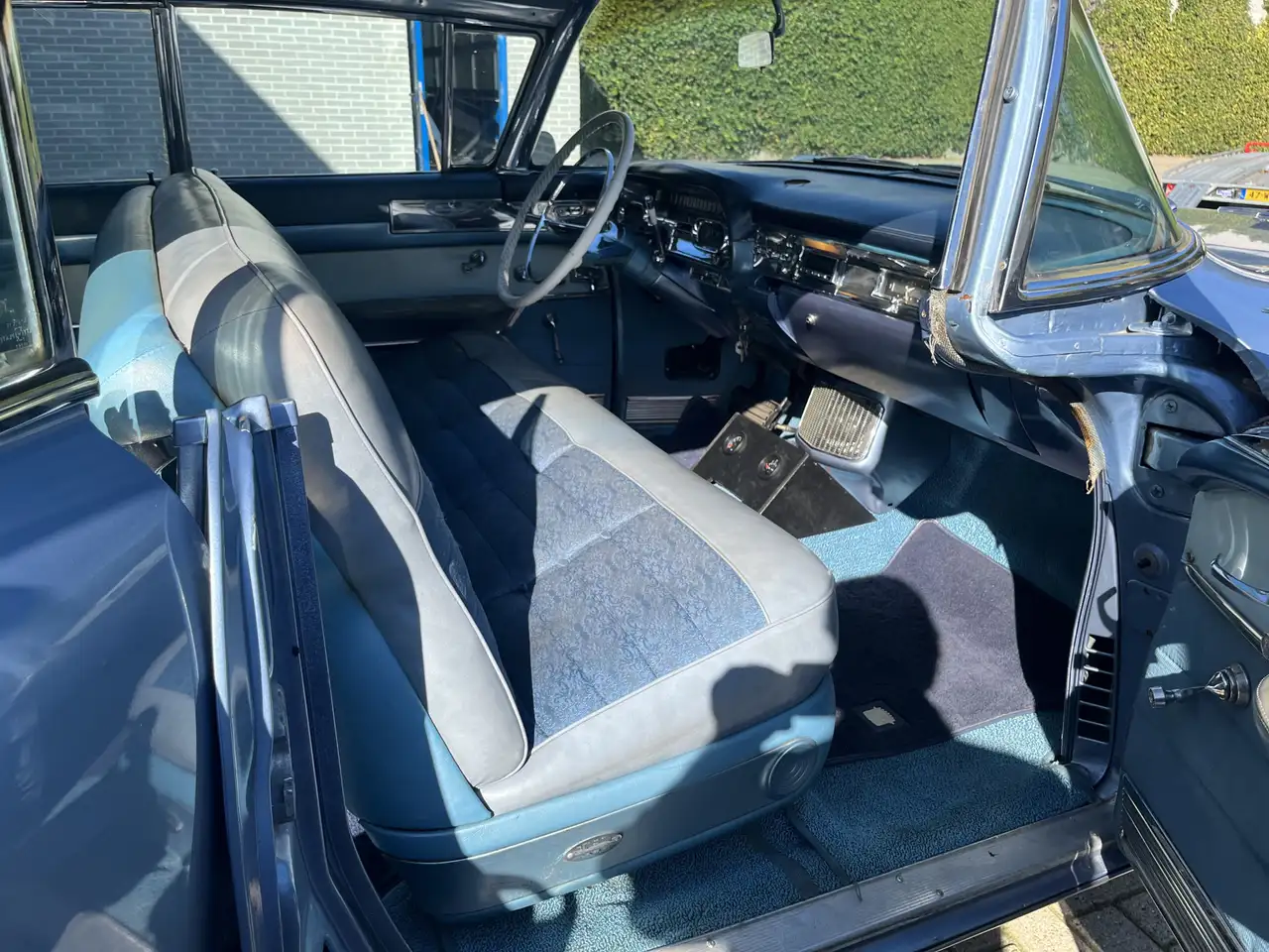 Cadillac Series 62 Sedan de Ville Hardtop, foto 8