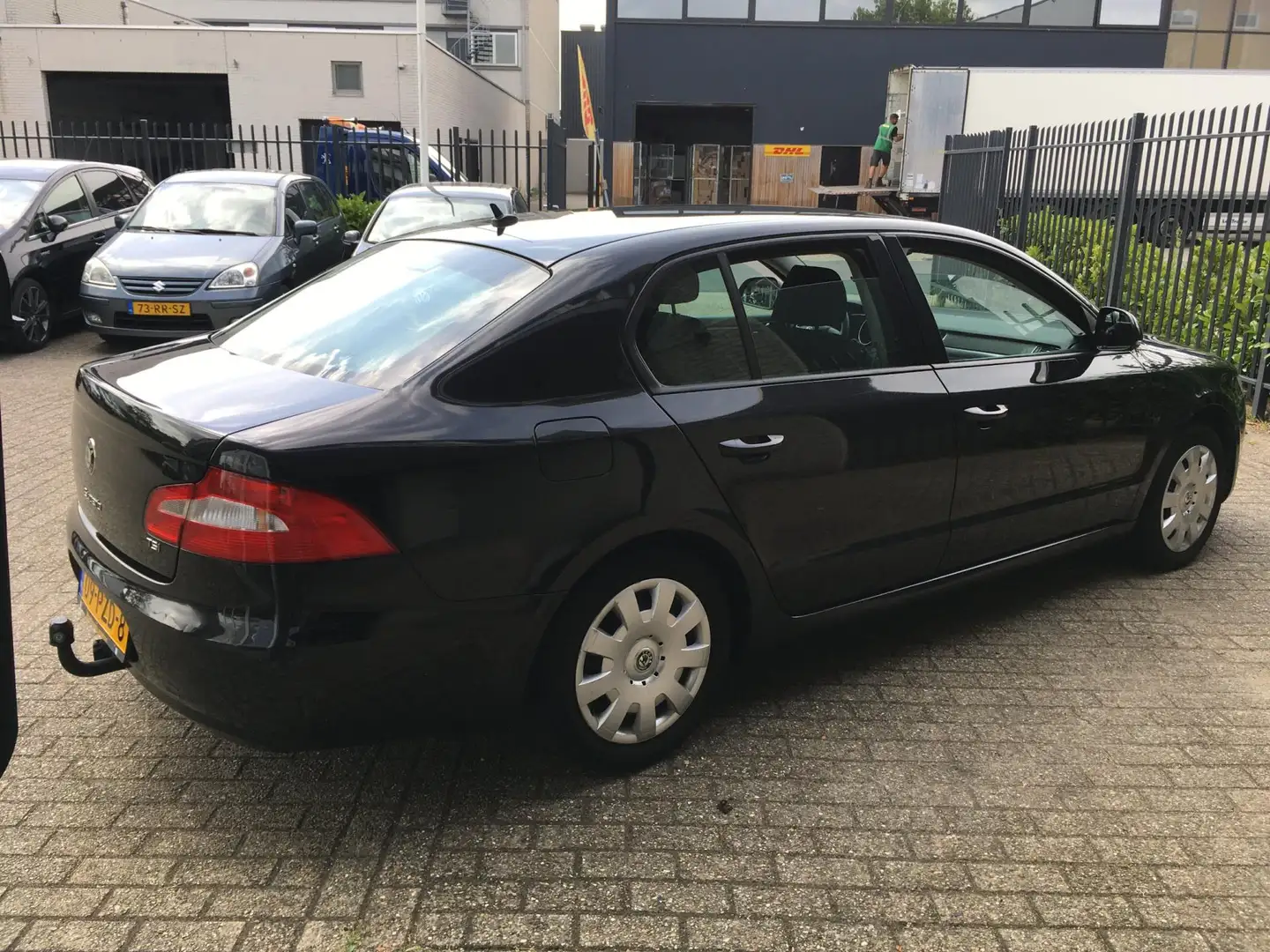 Skoda Superb 1.4 TSI Comfort / APK APRIL 2026 / EURO-5 / TREKHA Zwart - 2