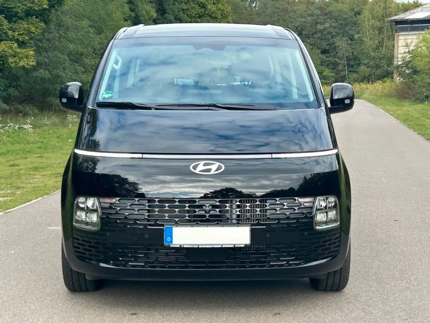 Hyundai STARIA 1.6 T-GDI Trend *9Si*EasyAcces*ParkPkt* Schwarz - 2