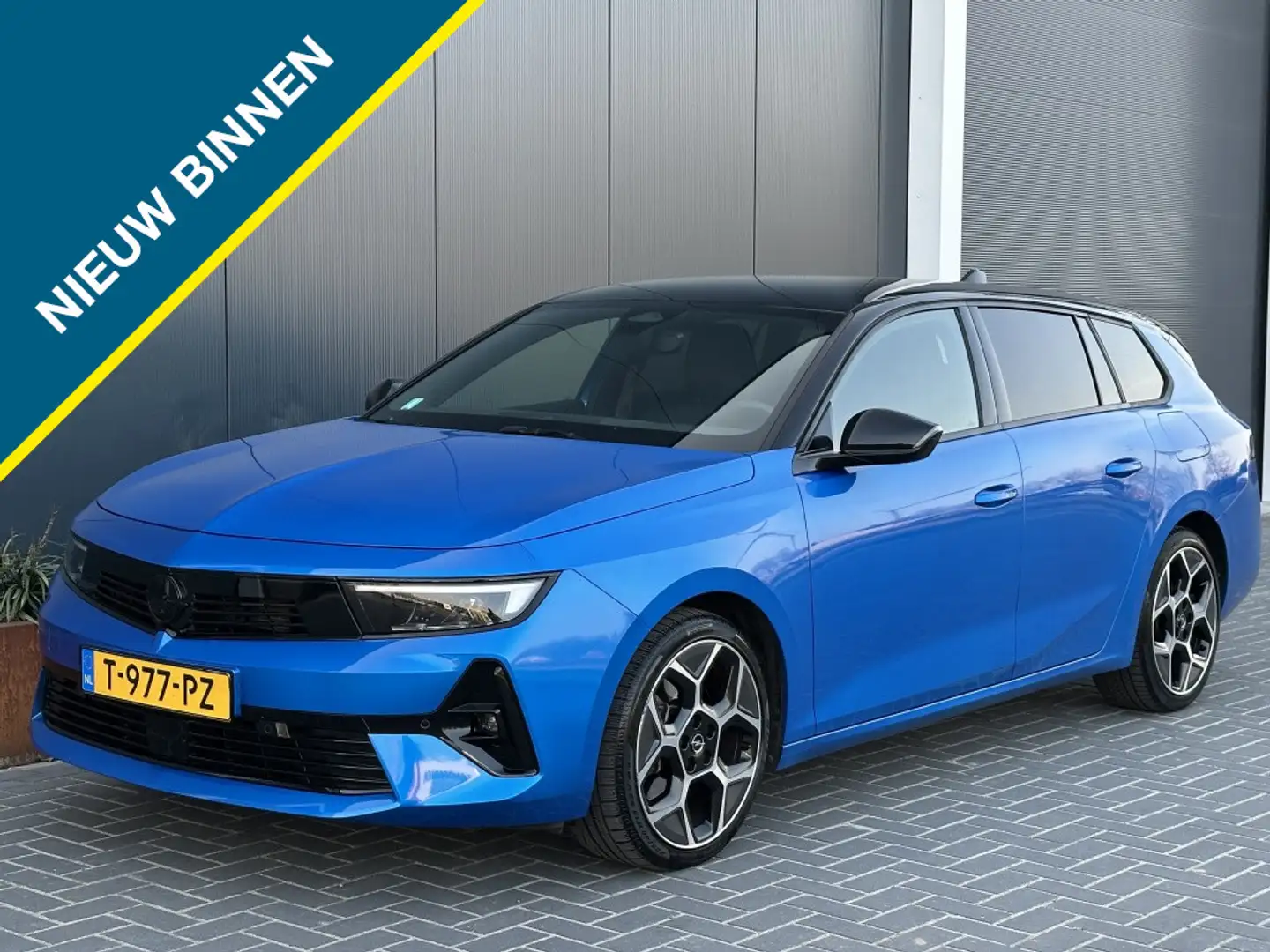 Opel Astra Sports Tourer 1.6 Hybrid GS Line M2023 NAVI 360 CA Blauw - 1