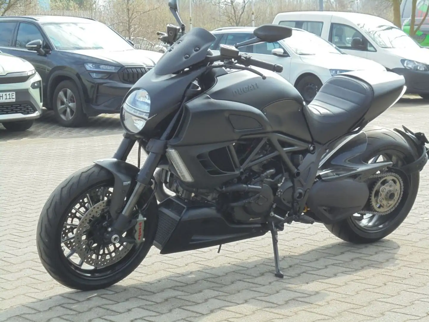 Ducati Diavel Dark Stealth - 2