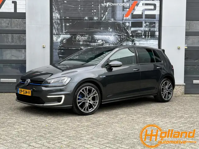 Volkswagen Golf GTE 1.4 TSI Connected Series|PANO|LEER|SFEER|ABC!|STOE