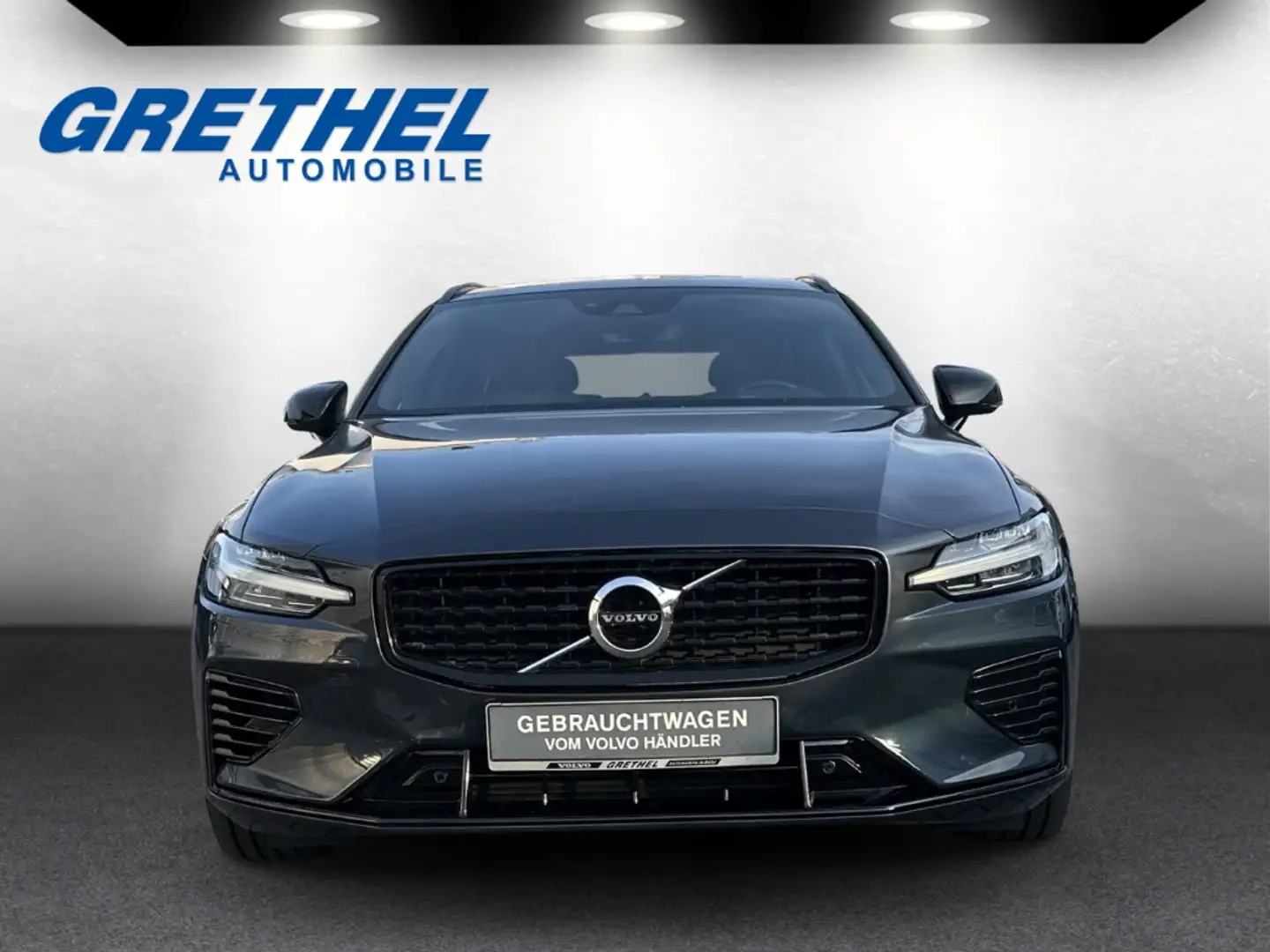 Volvo V60 R-Design Recharge Plug-In Hybrid AWD T8 Twin Engin Bleu - 2