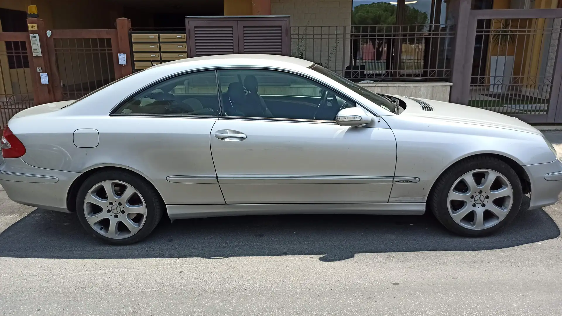 Mercedes-Benz CLK 270 CLK Coupe - C209 Coupe cdi Elegance Ezüst - 1