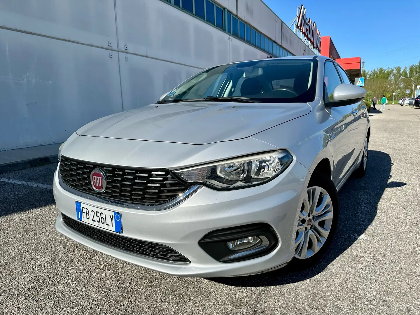 Fiat Tipo 1.4 16V Easy GPL Opening Edition Argent - 1