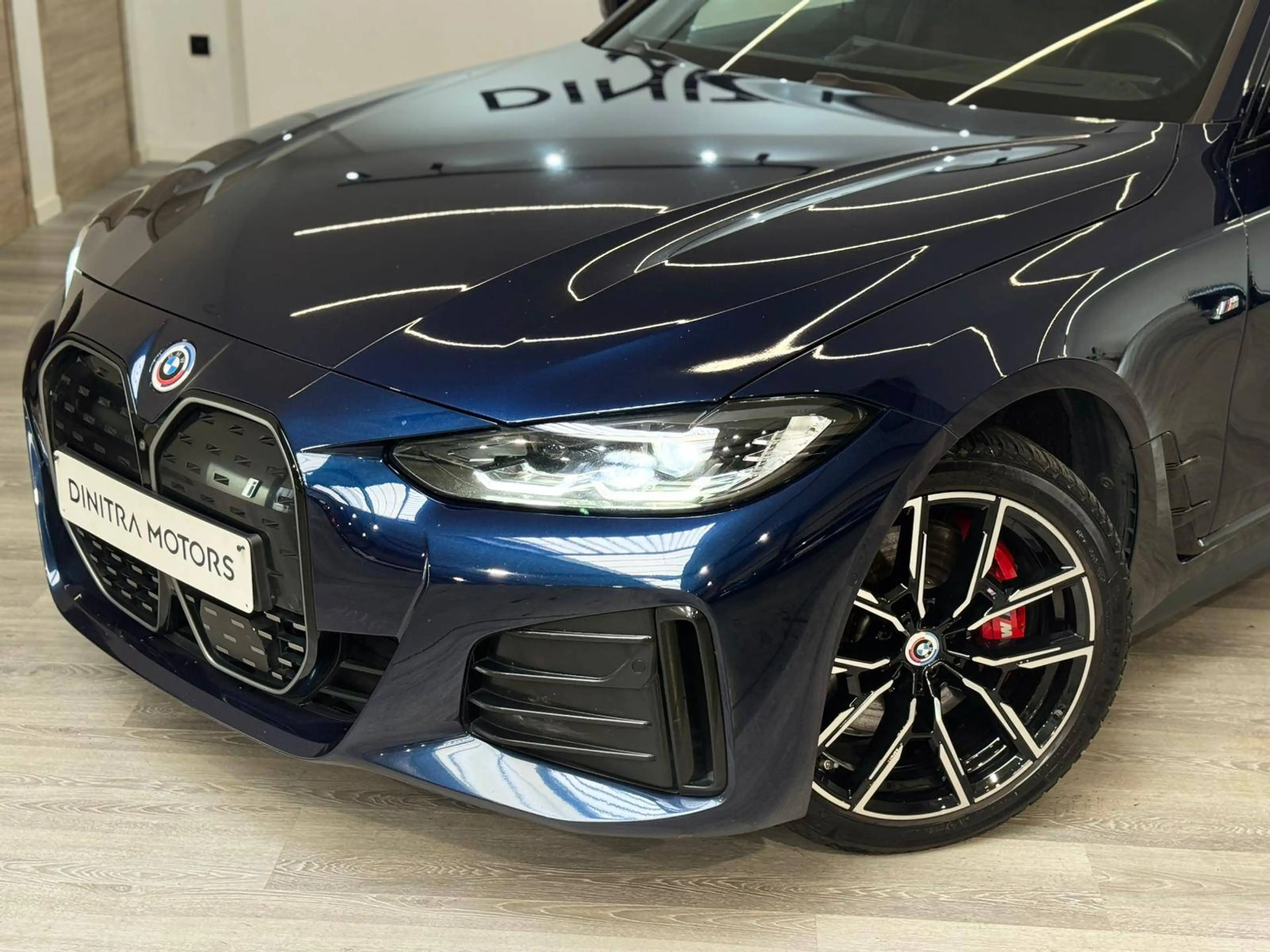 BMW i4 eDrive40 M Pack Pro- Carplay/ACC/LED/Harman/HUD — photo 3