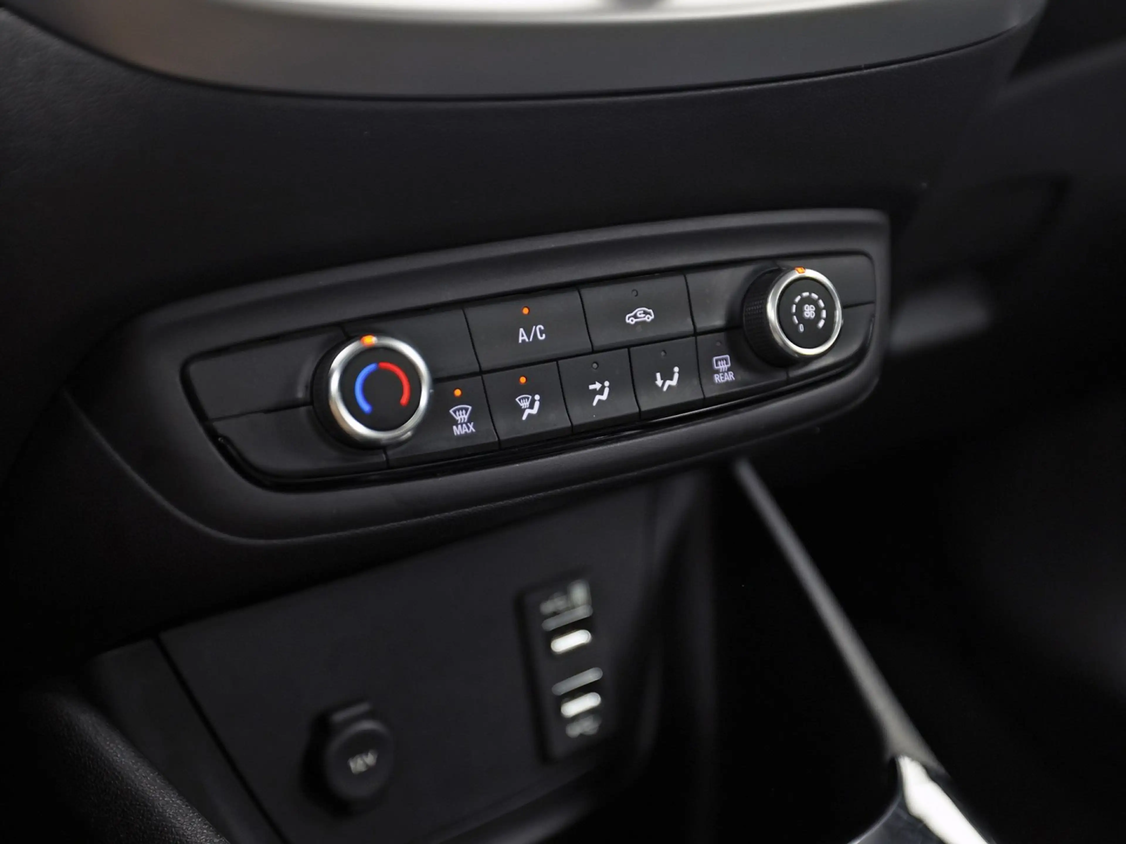 Opel Crossland 1.2 Sport (APPLE CARPLAY, GROOT NAVI, LM VELGEN, N — photo 9