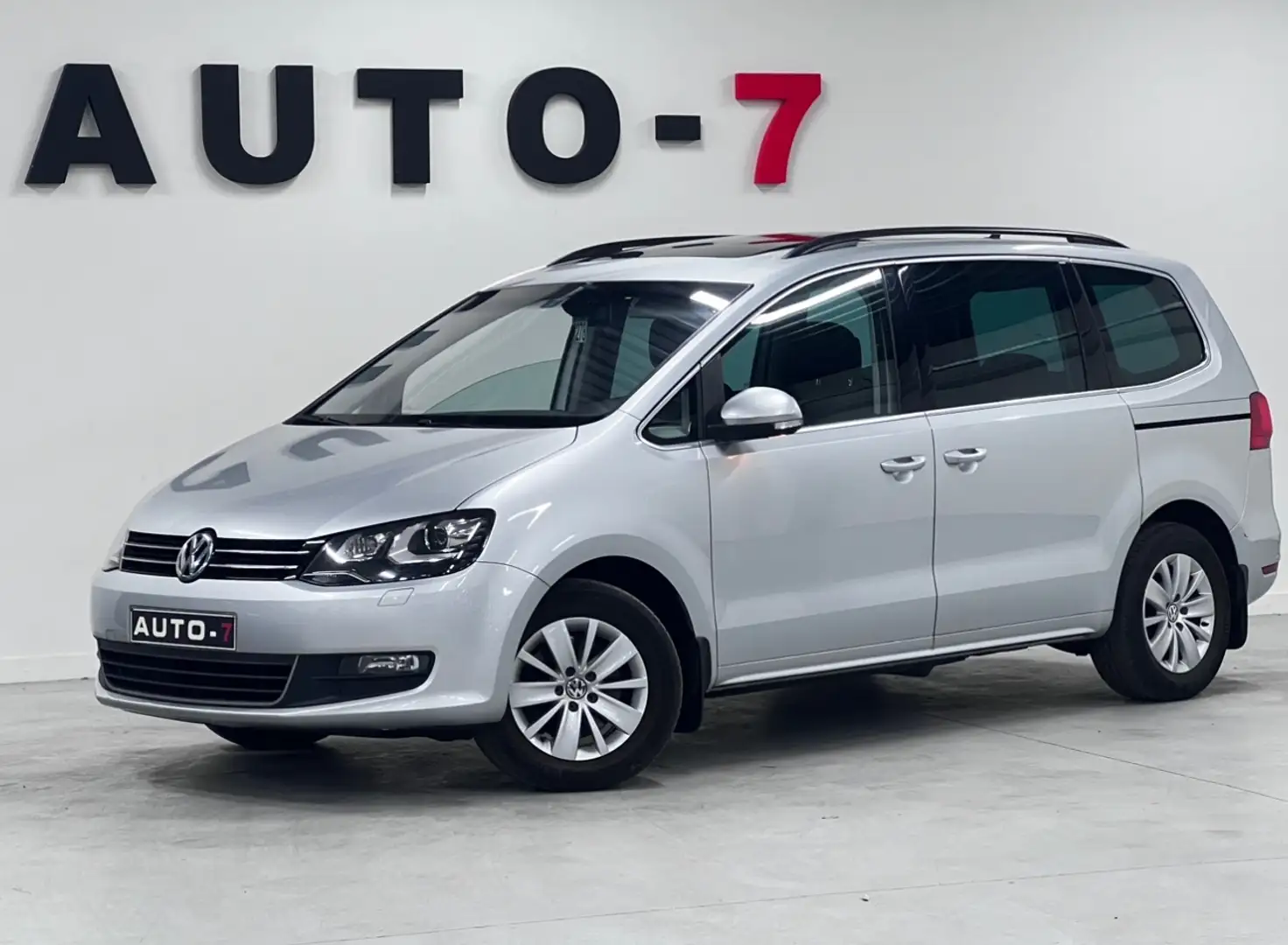 Volkswagen Sharan 1.4 TSI Comfortline BMT 2013 Benzine Pano,Navi! Argent - 1