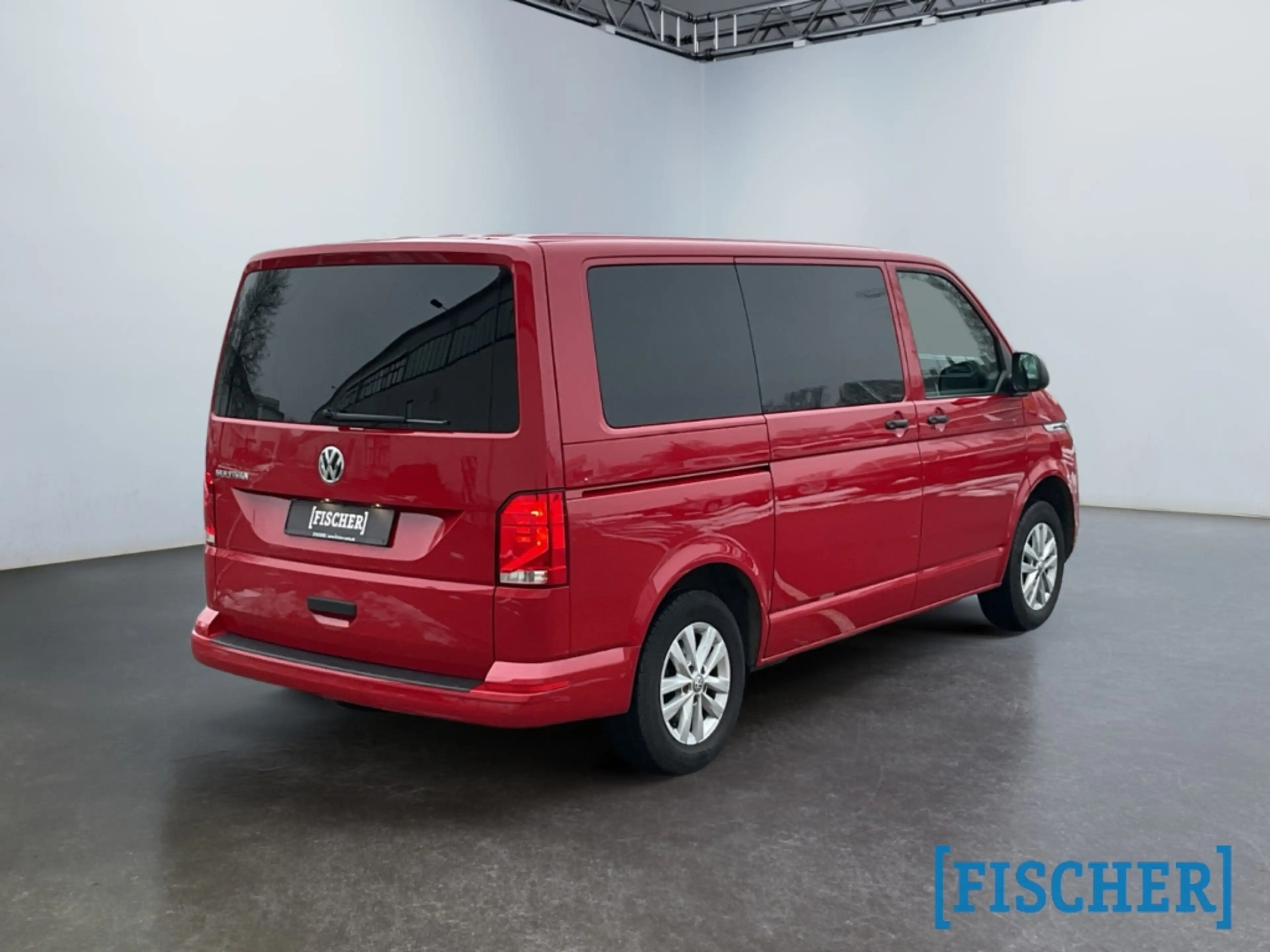 Volkswagen T6.1 Multivan 2.0TDI DSG Family kurz KR Navi SHZ PDC — photo 4