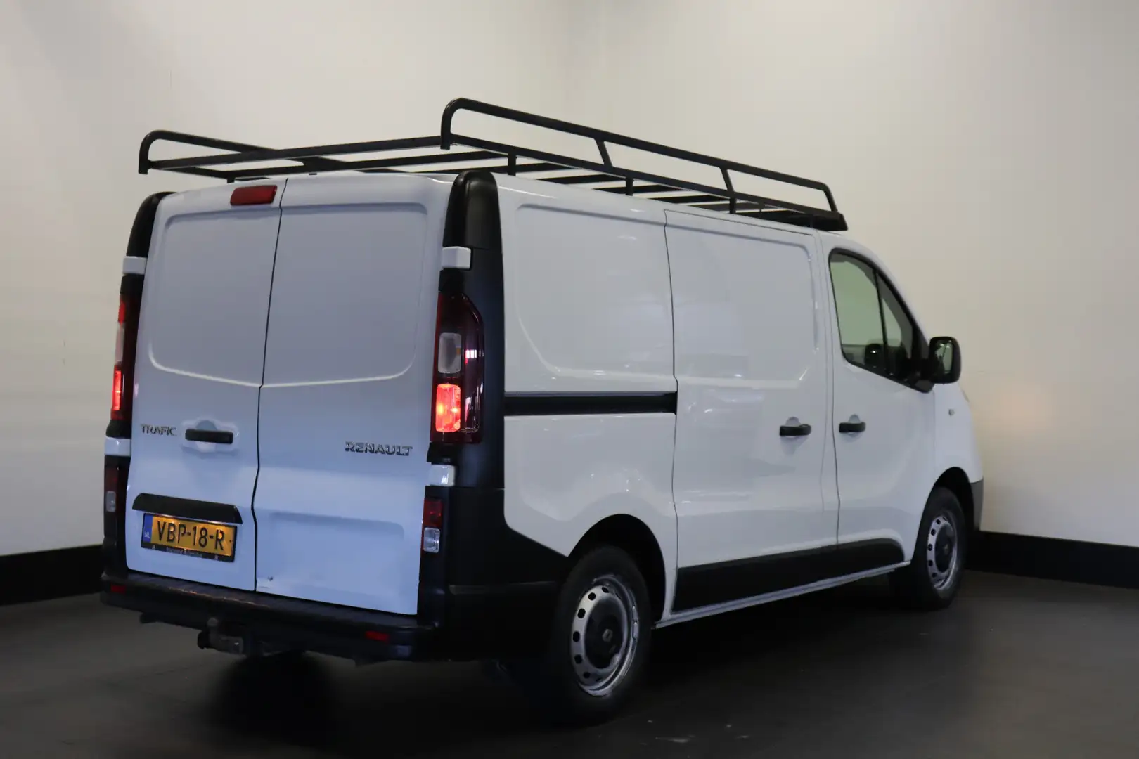 Renault Trafic 1.6 dCi 125PK EURO 6 - Airco - Navi - Cruise - € 1 Wit - 2