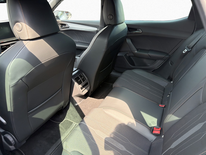 CUPRA Leon 1.5 eTSI DSG|ACC|NAVI|KLIMA|FULL LINK|KESSY — photo 10