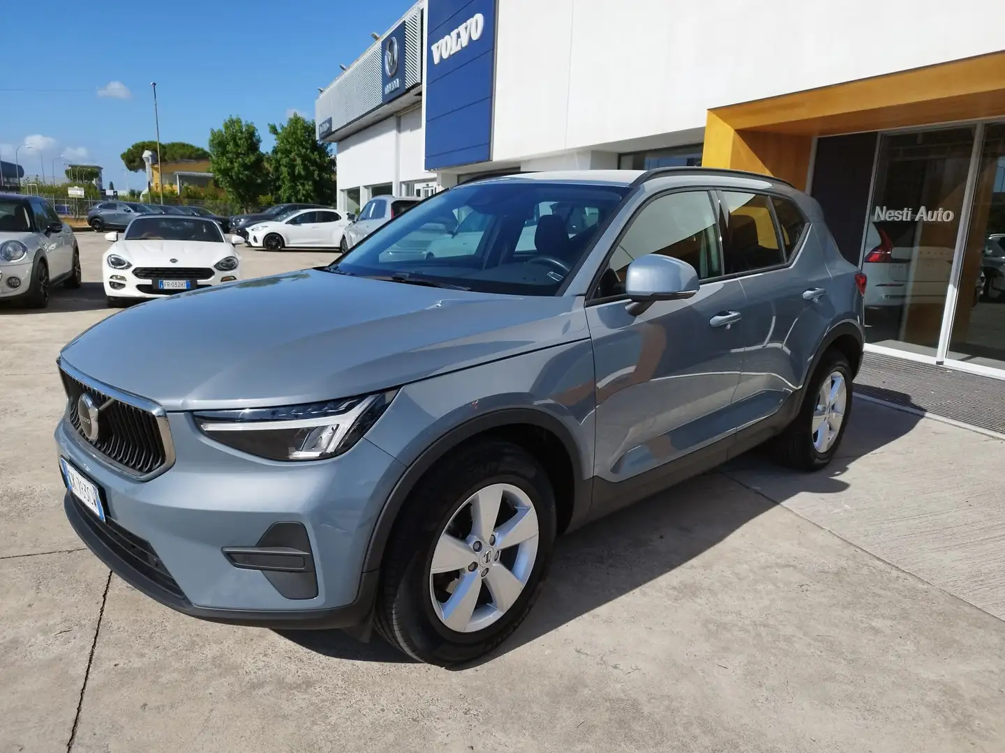 Volvo XC40 XC40 2023 1.5 t2 Essential Grigio - 1