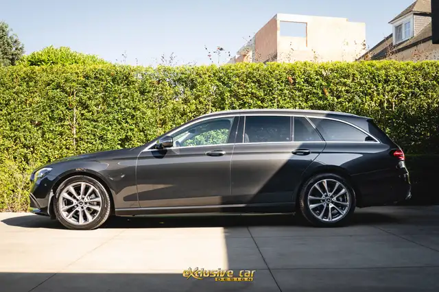 Mercedes-Benz E-Class view 8